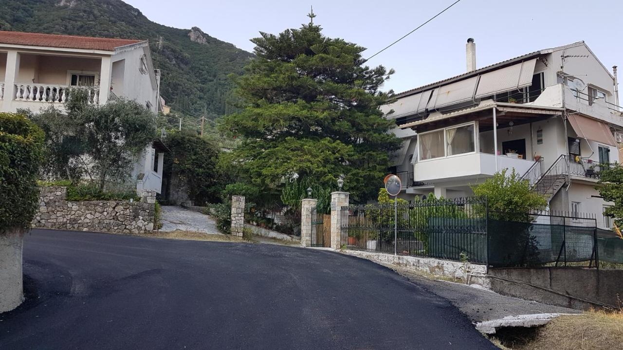 Olga'S Cozy Nest , Apartment In Ano Korakiana. 外观 照片